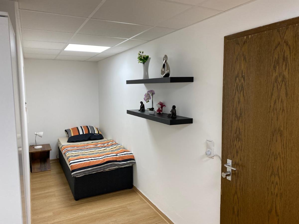 Apartments Rhona III Und IV Neunkirchen City Ngoại thất bức ảnh